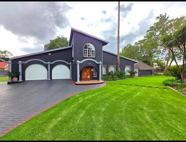 3 BEDROOM HOUSE FOR SALE IN GOLF PARK